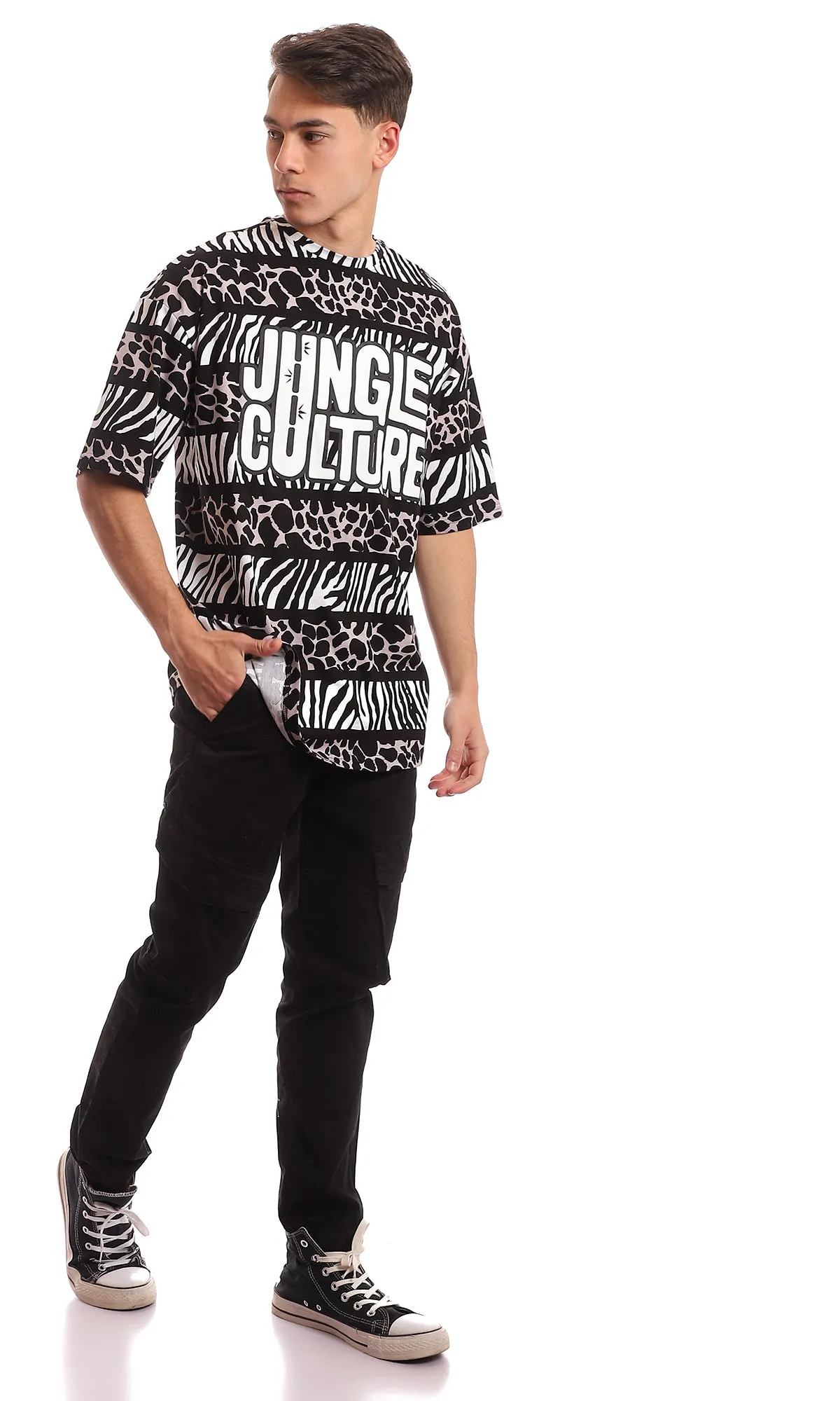 97354 Oversized Printed "Jungle Culture" Black & White T-Shirt