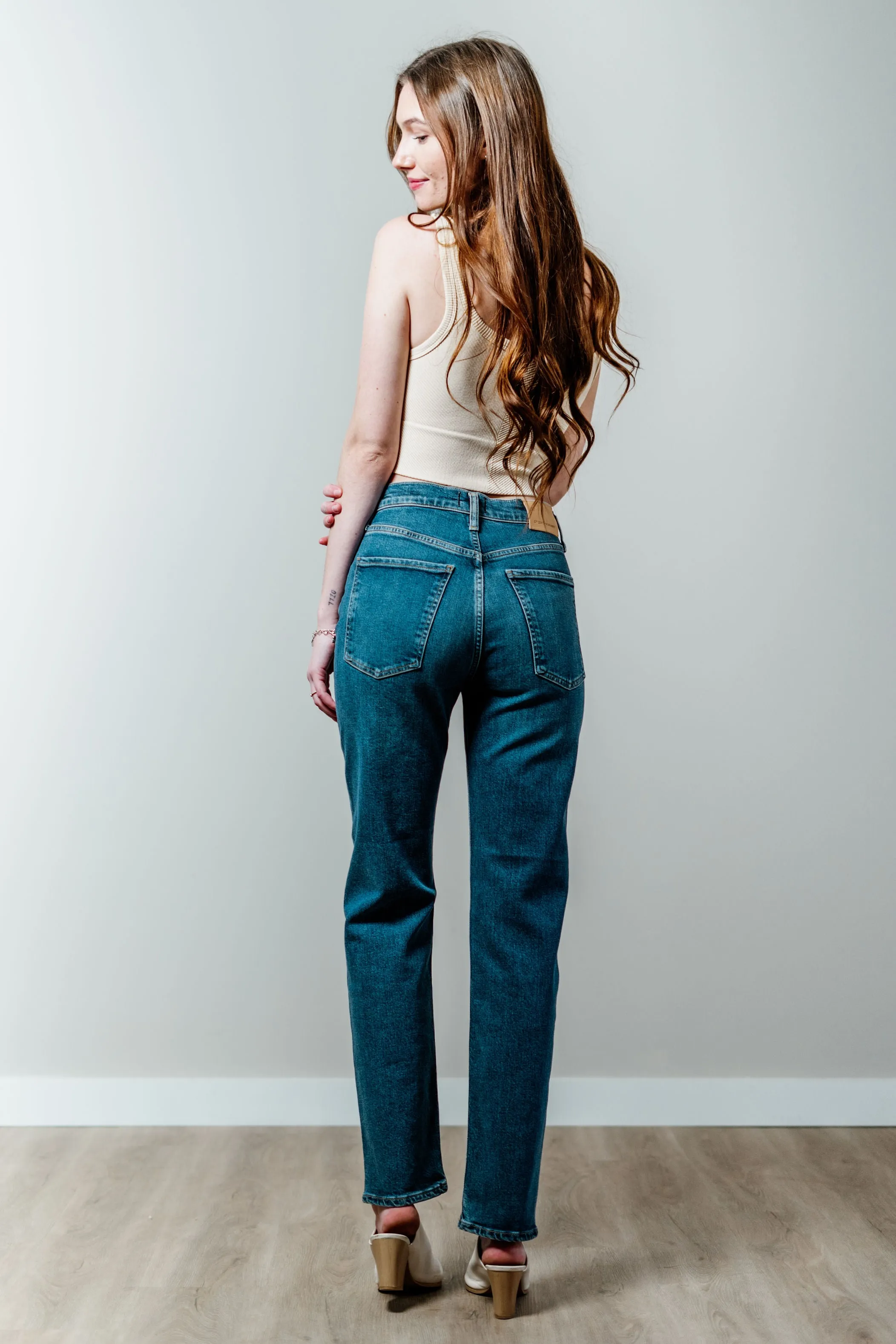 CLEARANCE-Citizen Daphne High Rise
