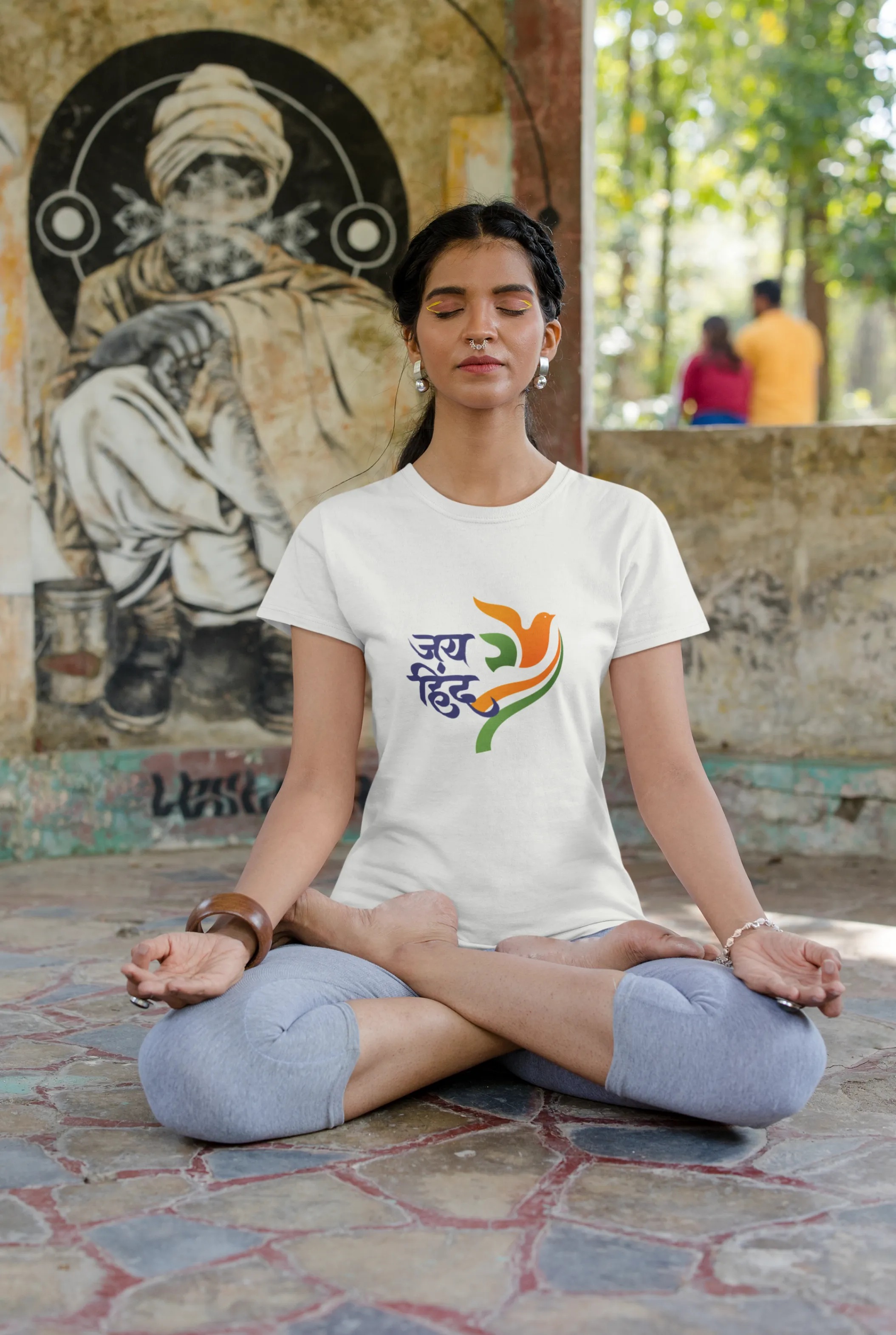 Jai Hind White Printed T-shirt for women