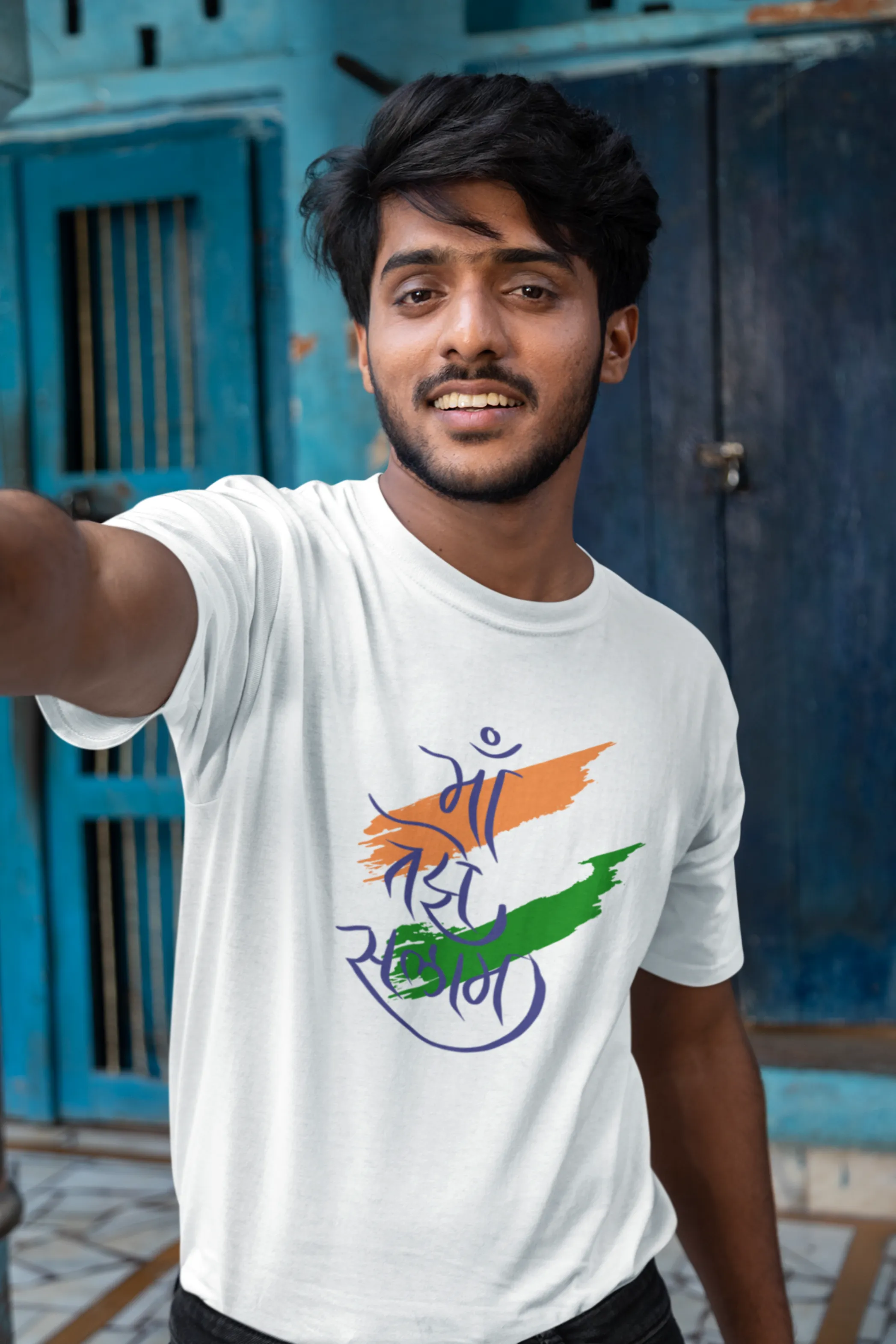 Maa Tujhe Salam White Printed T-shirt for men