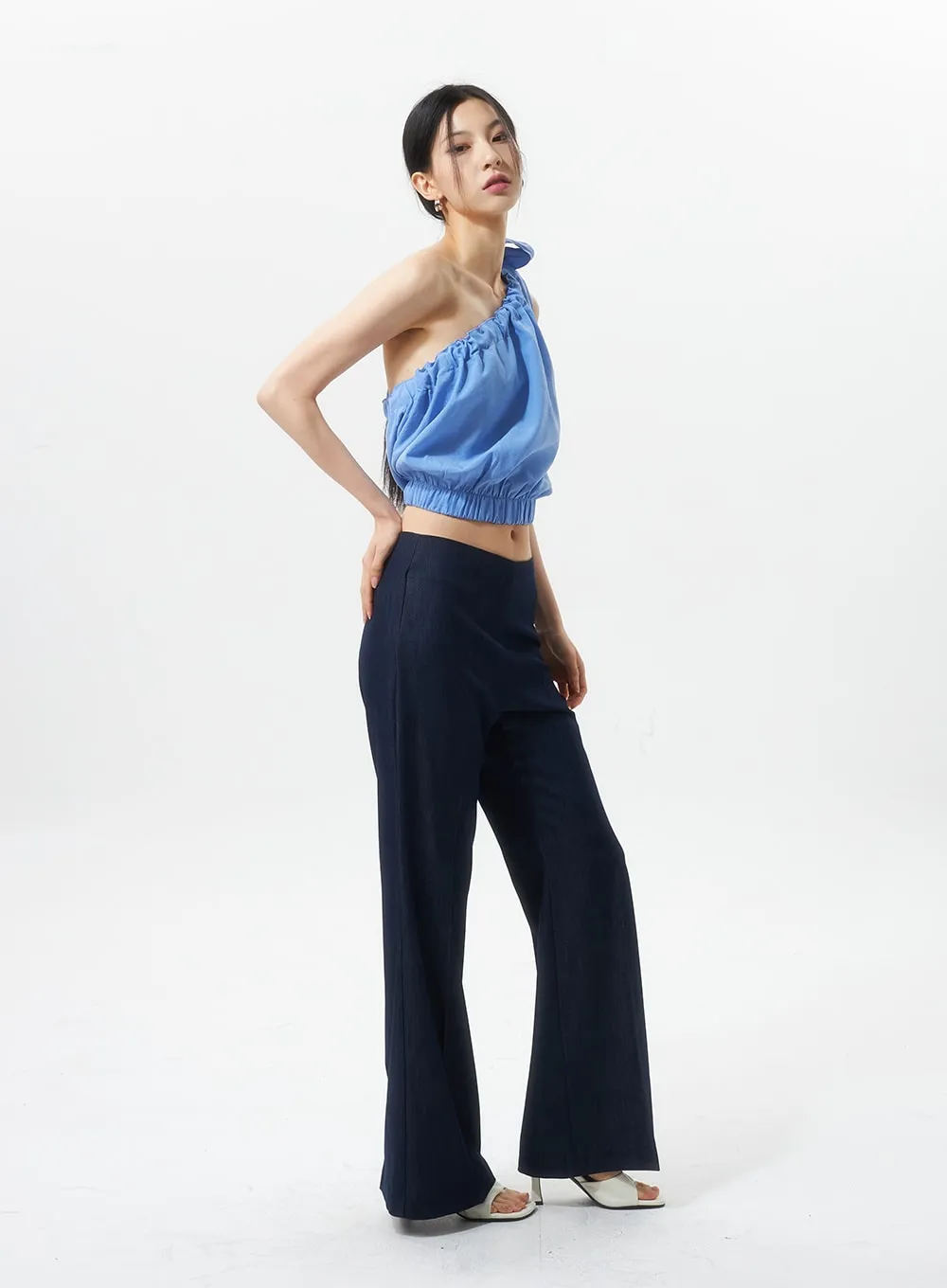 Off-Shoulder Ribbon Blouse IU326