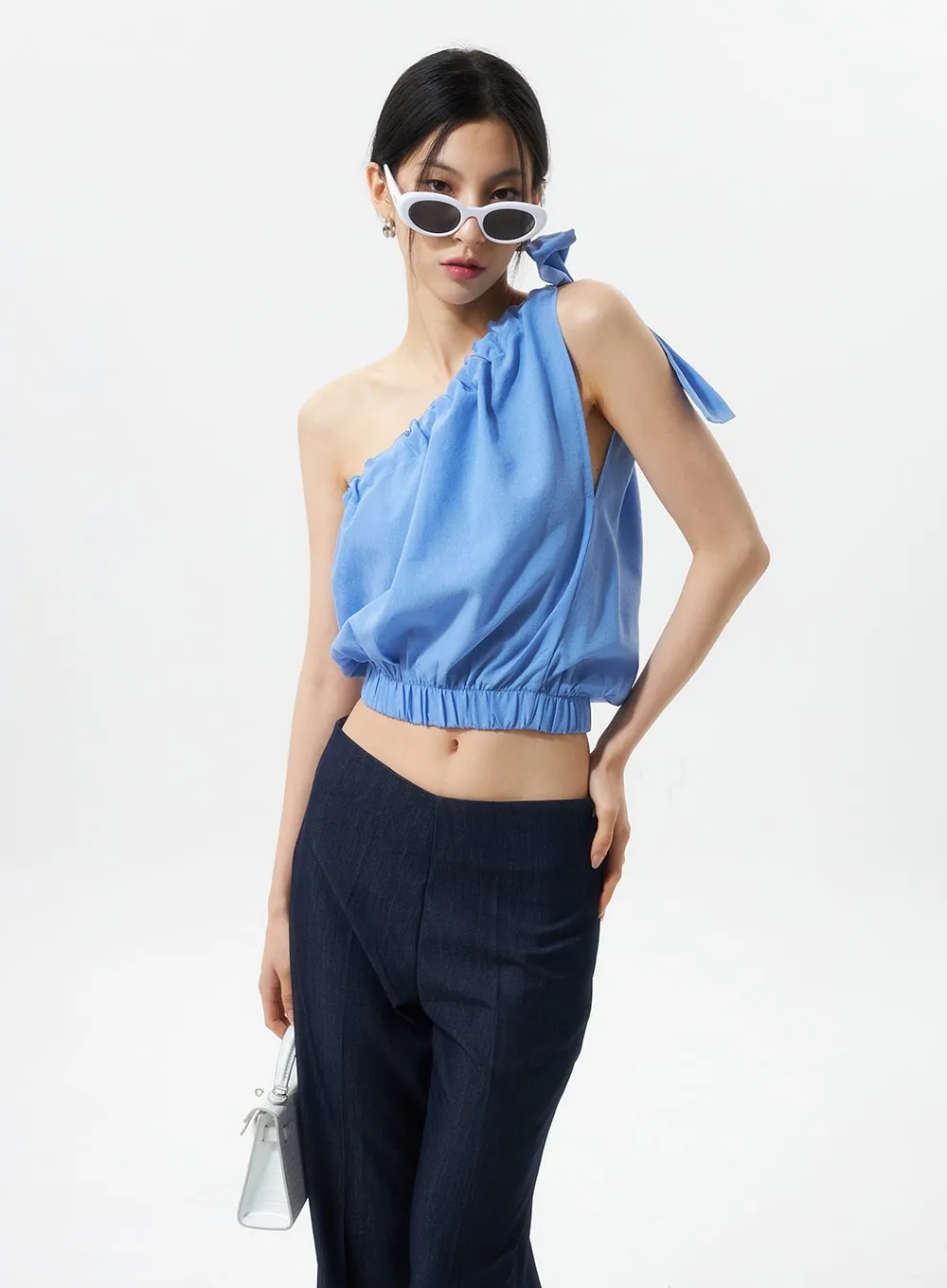 Off-Shoulder Ribbon Blouse IU326